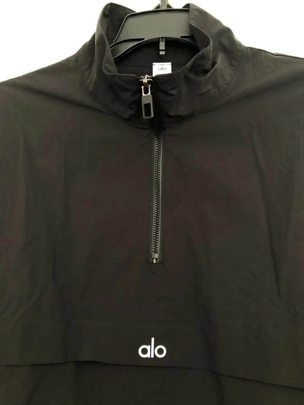 NWT Alo Yoga Cropped Quarter-Zip Neck Pullover Black Size Small